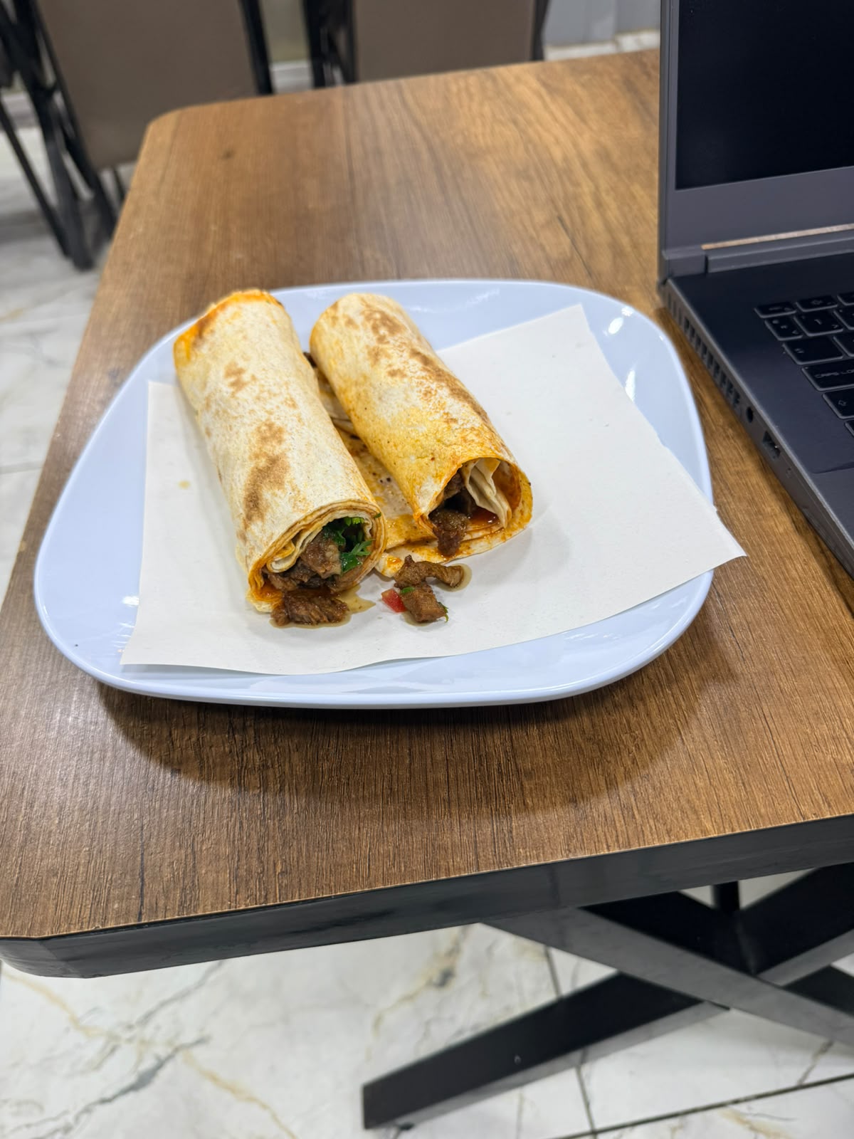 Kervansaray Somun Tantuni